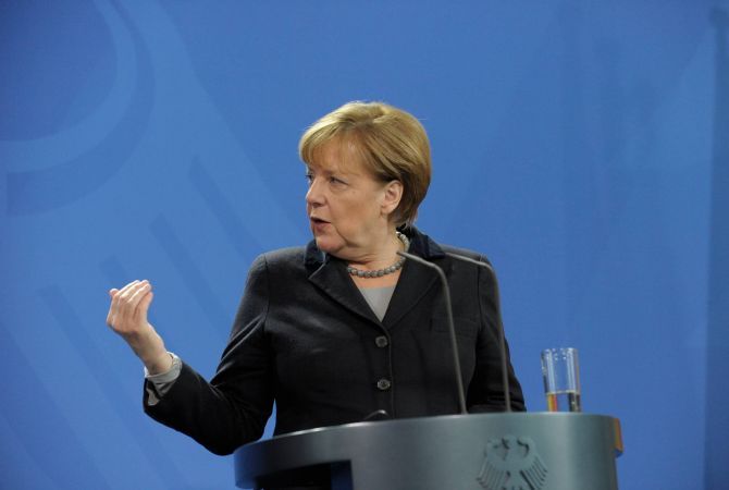 Меркель считает, что РФ сыграет важную роль в решении конфликта в Карабахе