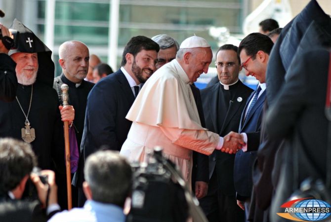 «Мы горды нашей страной»: посол Армении в Ватикане о церемонии встречи Папы 
Франциска