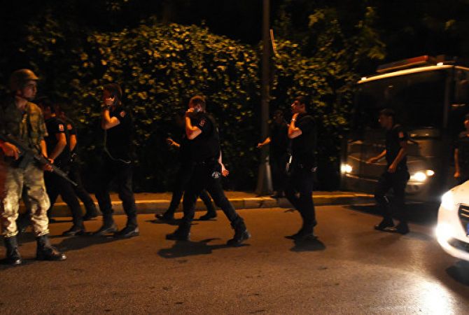 Chief of Turkey’s General Staff and a number of high level military officials taken hostage