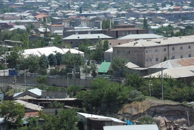 Two gunmen and a police officer wounded in a skirmish at the Patrol Police station in Yerevan