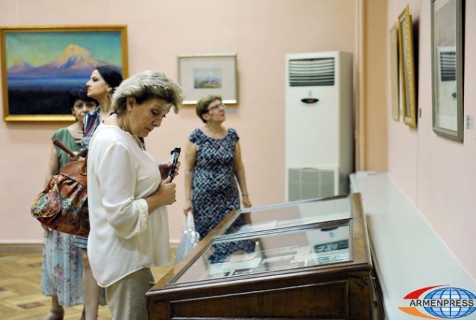 Երևանում բացվել է Սարգիս Խաչատուրյանի ծննդյան 130-ամյակին նվիրված 
ցուցահանդես 