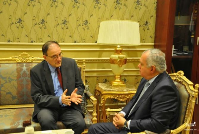 Դեսպան Մելքոնյանն ու Եգիպտոսի խորհրդարանի հանձնաժողովի նախագահը կարևորել են միջխորհրդարանական կապերի ամրապնդումը