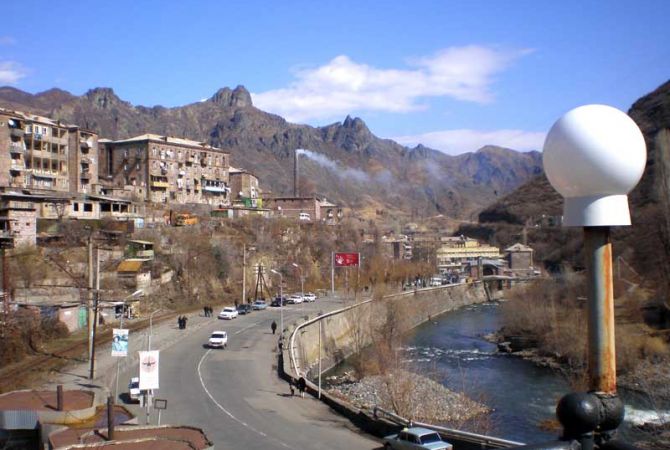 Boulderstone kills 11 year old child in Alaverdi, Armenia