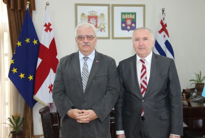 Генконсул РА и председатель Верховного совета  Аджарии считают важным укрепление 
связей ОМС
