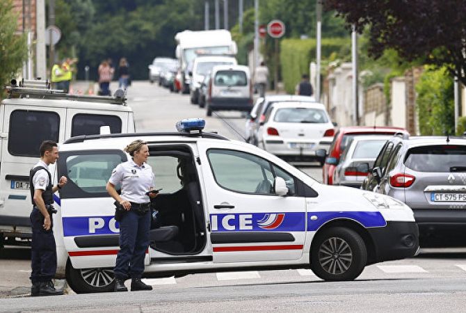 Во Франции резко возросло число желающих служить в полиции