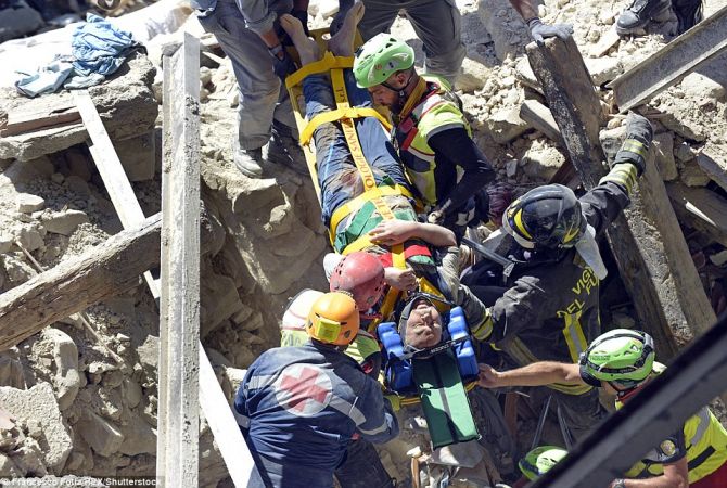 В Италии около тысячи человек остаются в больницах после землетрясения