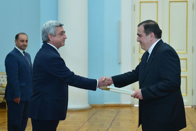Newly appointed Georgian Ambassador to Armenia delivers credentials to President Sargsyan