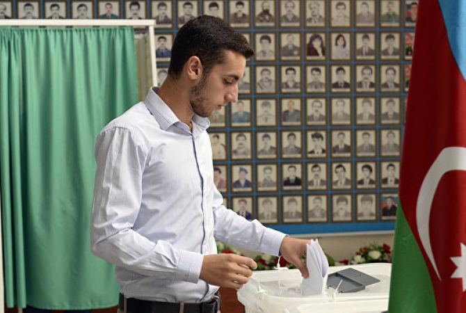 Явка на референдуме по конституции Азербайджана составила 63,6%