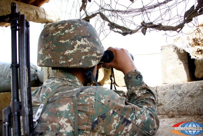 На линии соприкосновения сторон Азербайджан произвел более 500 выстрелов