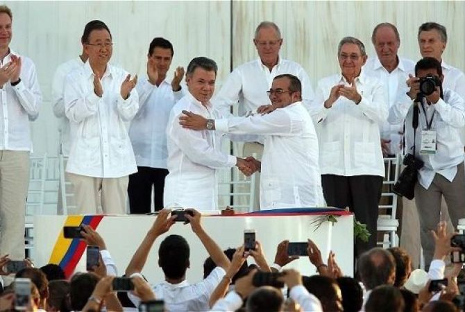 Կոլումբիայի իշխանությունները եւ ԿՀԶՈՒ-ի ապստամբները հաշտության պատմական համաձայնագիր են ստորագրել  