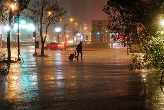 В Китае из-за тайфуна один человек погиб, 212 тысяч были эвакуированы