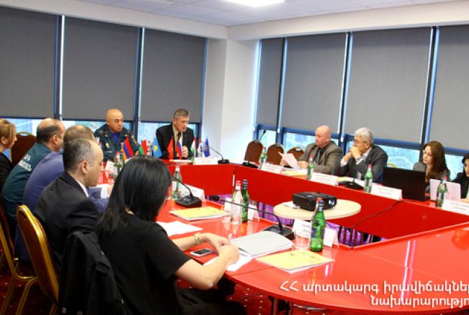 
В Ереване состоялось заседание рабочей группы Координационного совета по 
чрезвычайным ситуациям государств - членов ОДКБ
