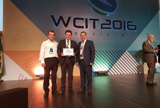 A number of Armenian companies receive awards at IT World Congress