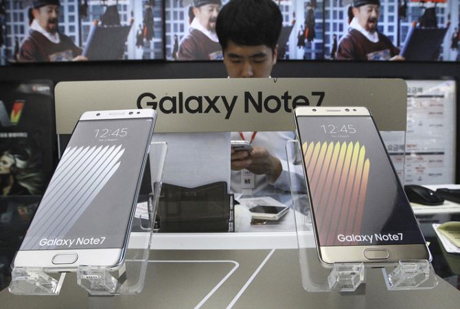 СМИ: компания Samsung приостановила производство Galaxy Note 7