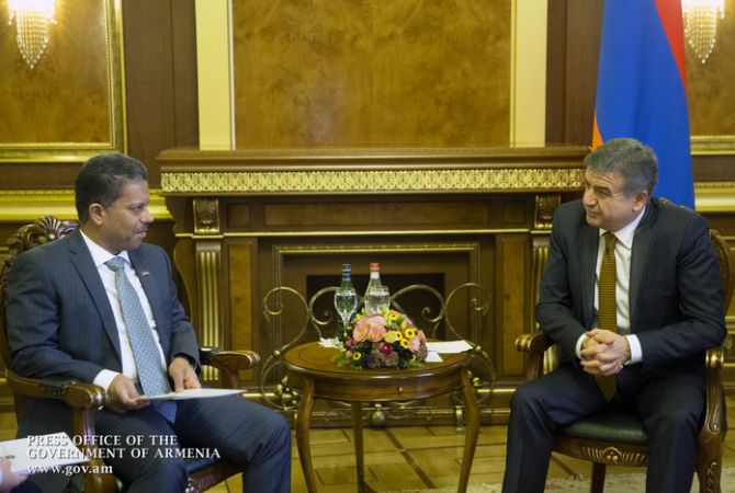 Armenian PM receives Ambassador of United Arab Emirates
