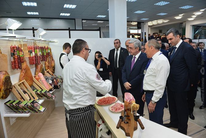 Президент Армении Серж Саргсян присутствовал на открытии специализированной 
выставки «Армпродэкспо» 