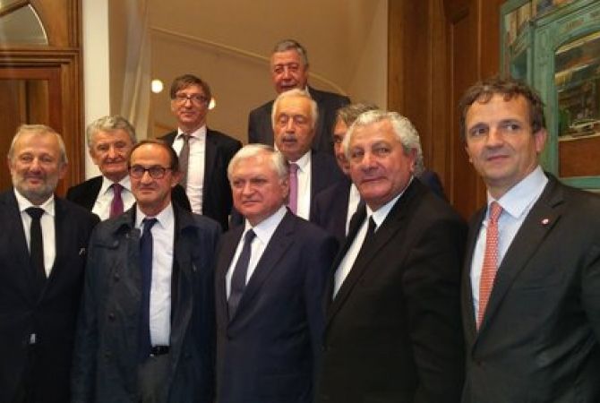 Эдвард Налбандян встретился с членами парламентских групп дружбы с Арменией в 
Сенате и Национальном Собрании Франции
