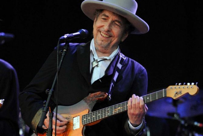 Bob Dylan: Nobel Literature Prize left me speechless