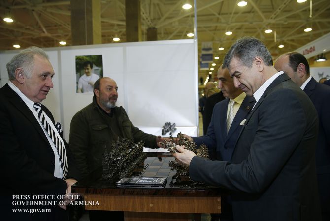 PM Karapetyan attends “JUNWEX YEREVAN SHOW-2016” international jewelry exhibition in 
Yerevan