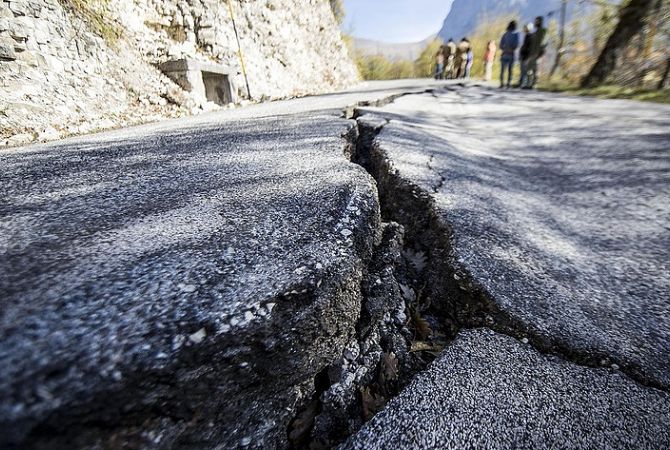 
Землетрясение магнитудой 4,8 зарегистрировано в центральной Италии
