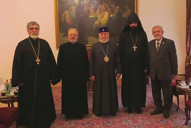 Католикос всех армян принял Арама Атешяна