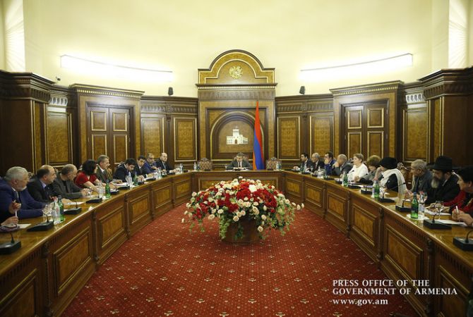 We are always ready to assist you – Armenian Premier meets with national minority 
representatives