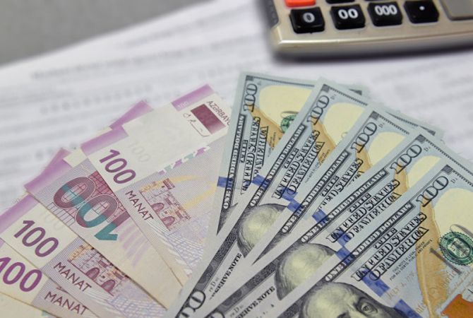 Azerbaijani manat-USD exchange rate hits record low in black market