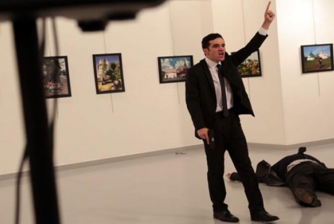 ՌԴ դեսպանին սպանած թուրք ոստիկանի հարազատներն ազատ են արձակվել