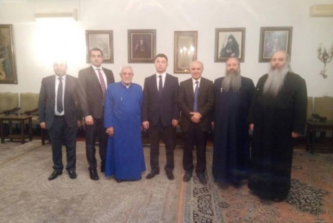 Эдуард Шармазанов встретился с предводителем армянской епархии Тегерана