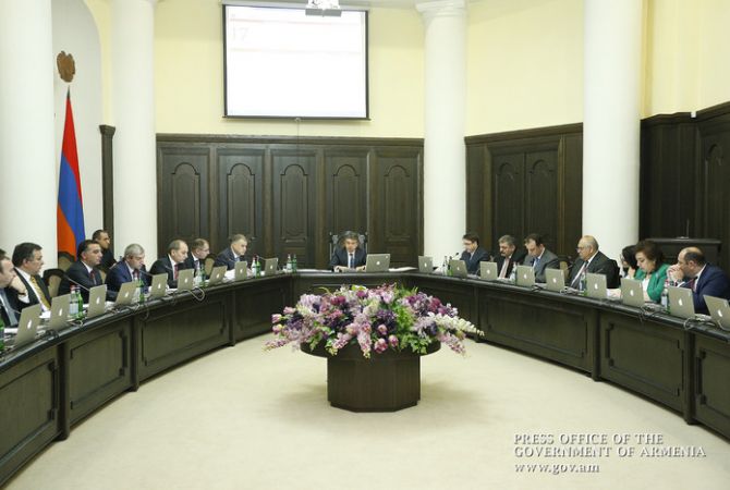 Armenian Cabinet defines priority issues of 2017