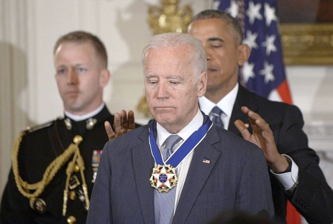 President Obama awards Vice-President Biden with Presidential Medal of Freedom