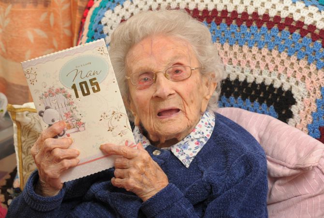 Британке с 50 внуками исполнилось 105 лет