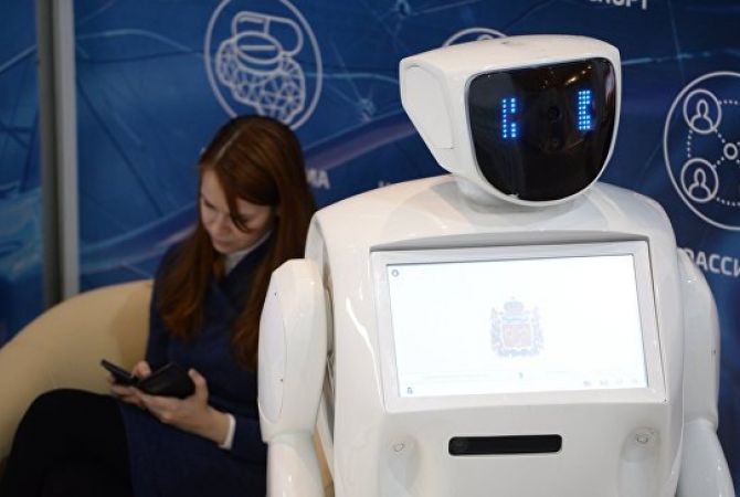Китайский робот-журналист опубликовал дебютную статью