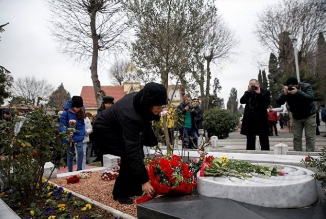 Дань уважения памяти Гранта Динка воздали на его могиле