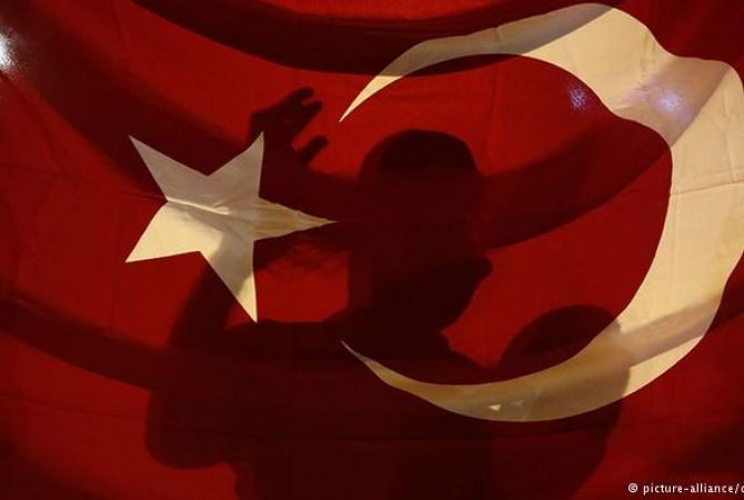 Եվրոպական ևս չորս երկրում թուրք դիվանագետները լրտեսություն են իրականացնում. 
Der Spiegel