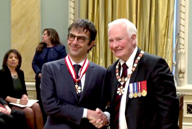 Атому  Эгояну  присвоен  высший  титул  Национального Ордена  Канады