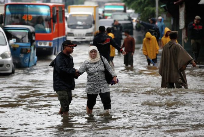 Հորդառատ անձրեւները հեղեղել են Ինդոնեզիայի մայրաքաղաքը