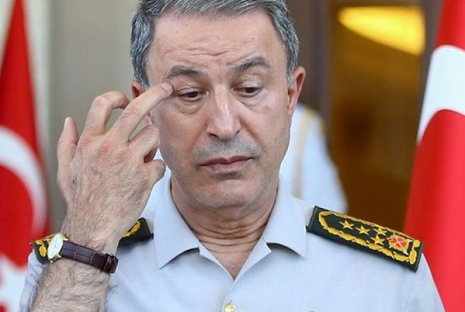 Начальник Генштаба ВС Турции подозревается в связях с одним из руководителей 
попытки военного переворота