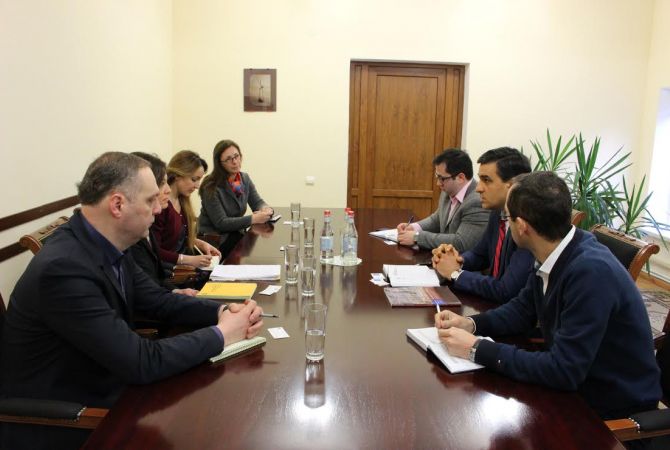 Armenia’s Ombudsman holds working meeting with Human Rights Watch representatives