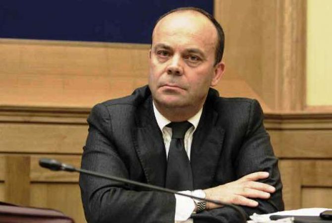 Итальянский сенатор раскритиковал коллегу за одностороннее проазербайджанское 
представление событий Ходжалу

