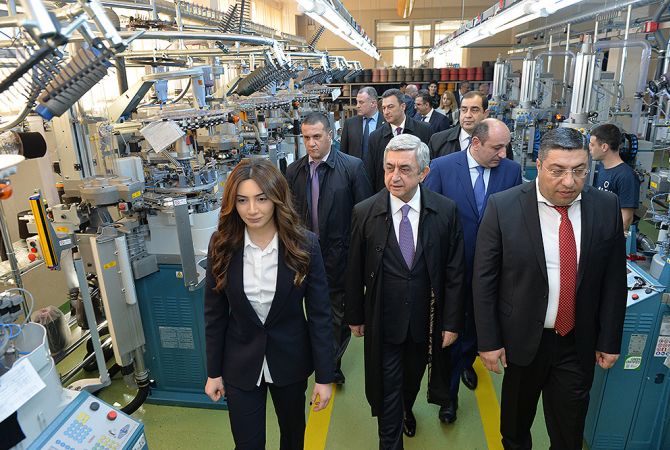Президент Армении Серж Саргсян сегодня посетил компанию "Алекс текстиль"