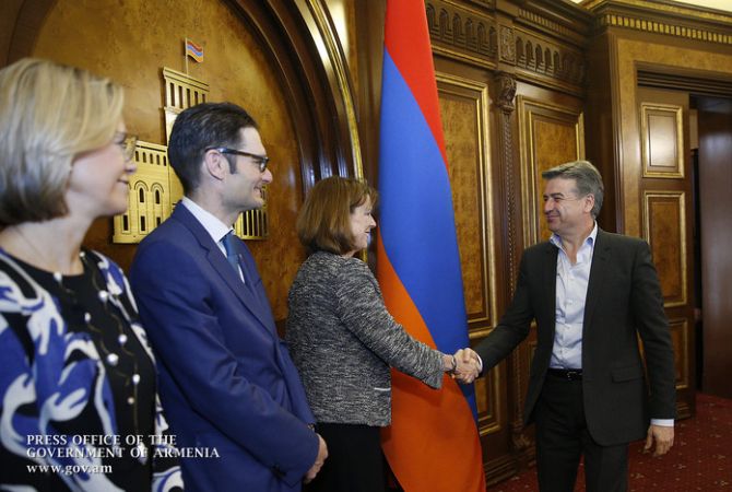 Премьер-министр Армении принял представителей Европейского банка реконструкции и 
развития и компании «Амбер Капитал»