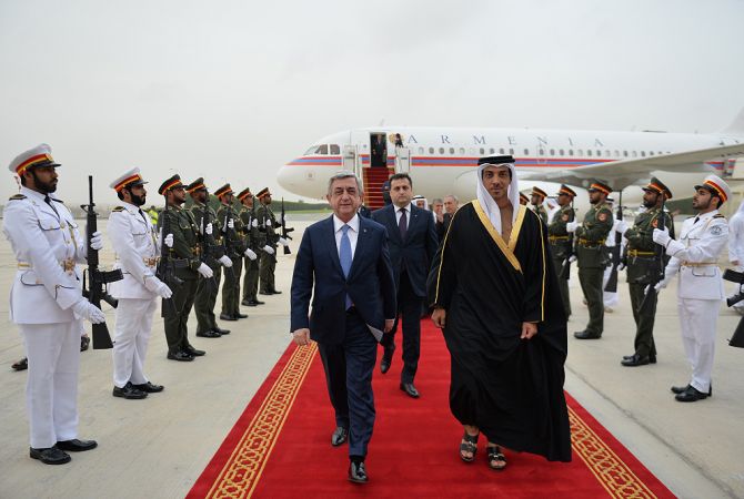 الرئيس سيرج سركيسيان يصل إلى أبو ظبي للاشتراك في منتدى الاستثمار «أرمينيا - الإمارات العربية 
المتحدة»