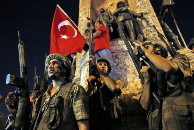Թուրքական ժանդարմերիայի ավելի քան 300 ներկայացուցչի սպառնում է ցմահ 
ազատազրկում