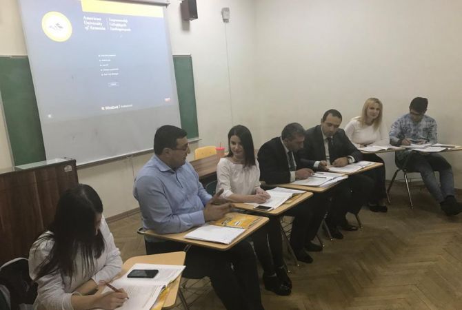 Ombudsman’s staff undergoes intensive English language courses at American University of 
Armenia