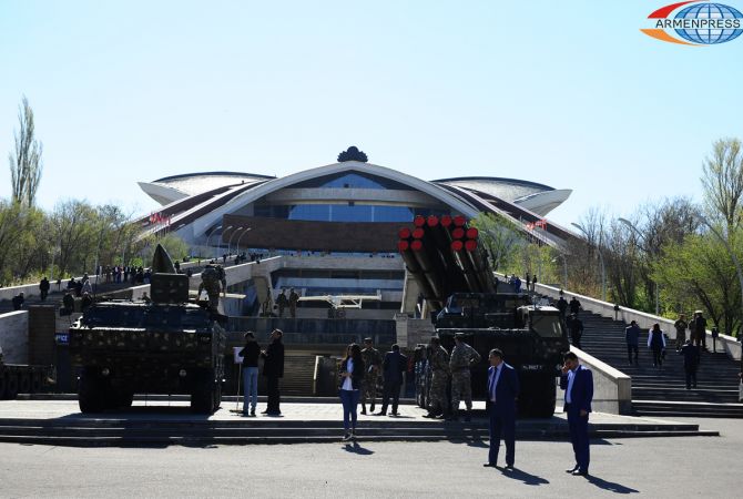 Armenia’s military might displayed in Yerevan exhibition 