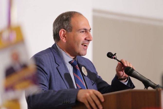 Yerevan Mayoral candidate MP Pashinyan meets voters, urges to cast ballot for Yelk bloc