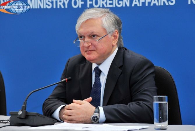 Глава МИД Армении не исключил возможную встречу министров иностранных дел 
Армении, Азербайджана и России в этом месяце