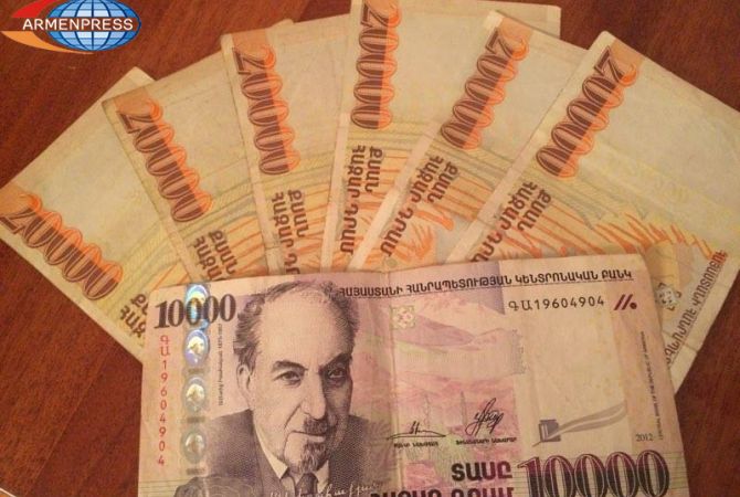  Հայաստանում առևտրային բանկերի կողմից տրամադրվող վարկերի ծավալներն 
ավելացել են 17 մլրդ դրամով