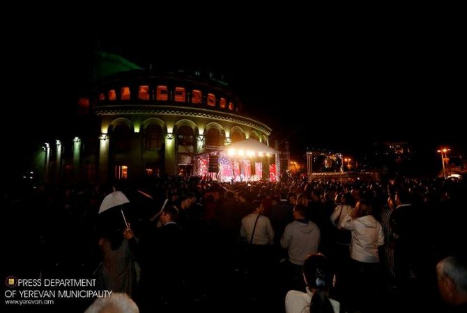 Yerevan Mayor attends Nersik Ispiryan concert 